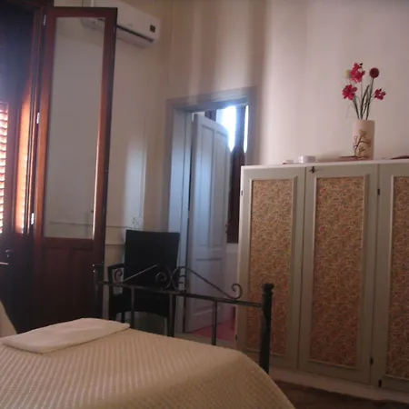 Belveliero - Il Capitano Bed and Breakfast Τραπάνι
