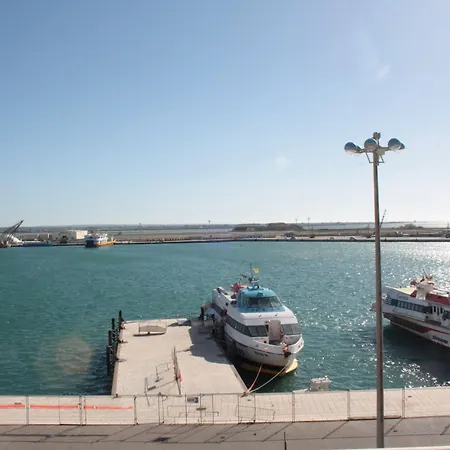 Belveliero - Il Capitano Bed & Breakfast 3*