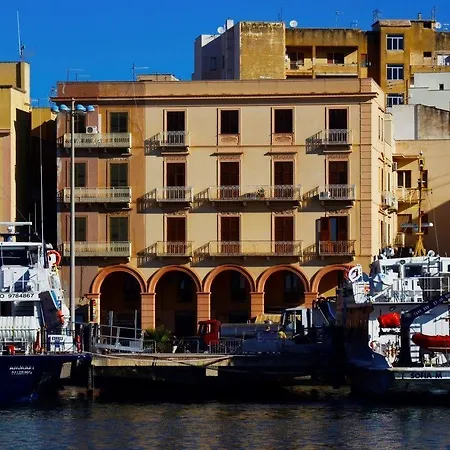 Bed & Breakfast Belveliero - Il Capitano 4*